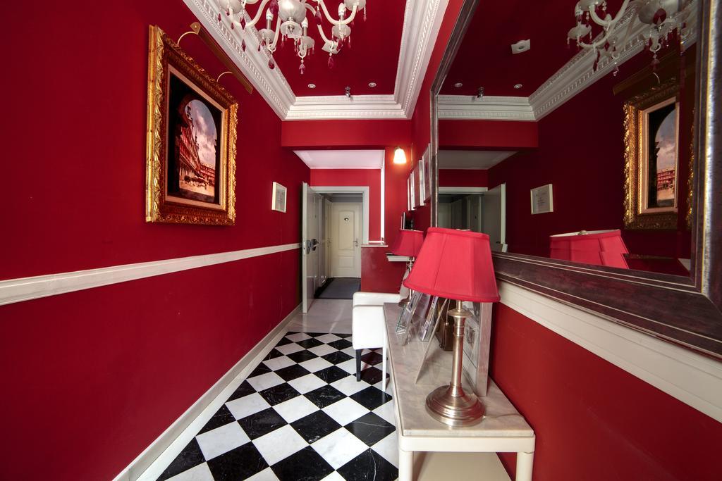 Hostal Adria Santa Ana มาดริด ภายนอก รูปภาพ